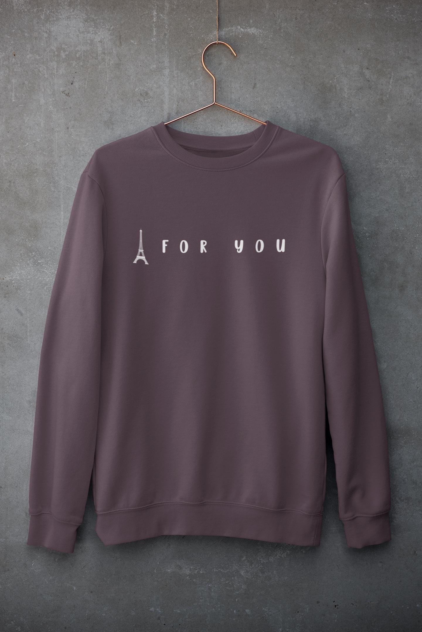 Eiffel in Love Unisex Sweatshirt, Fun Playful Summer Beach Sweatshirt, Flirty French Kiss Top, Paris Vacation Shirt, Parisian for Him/Her