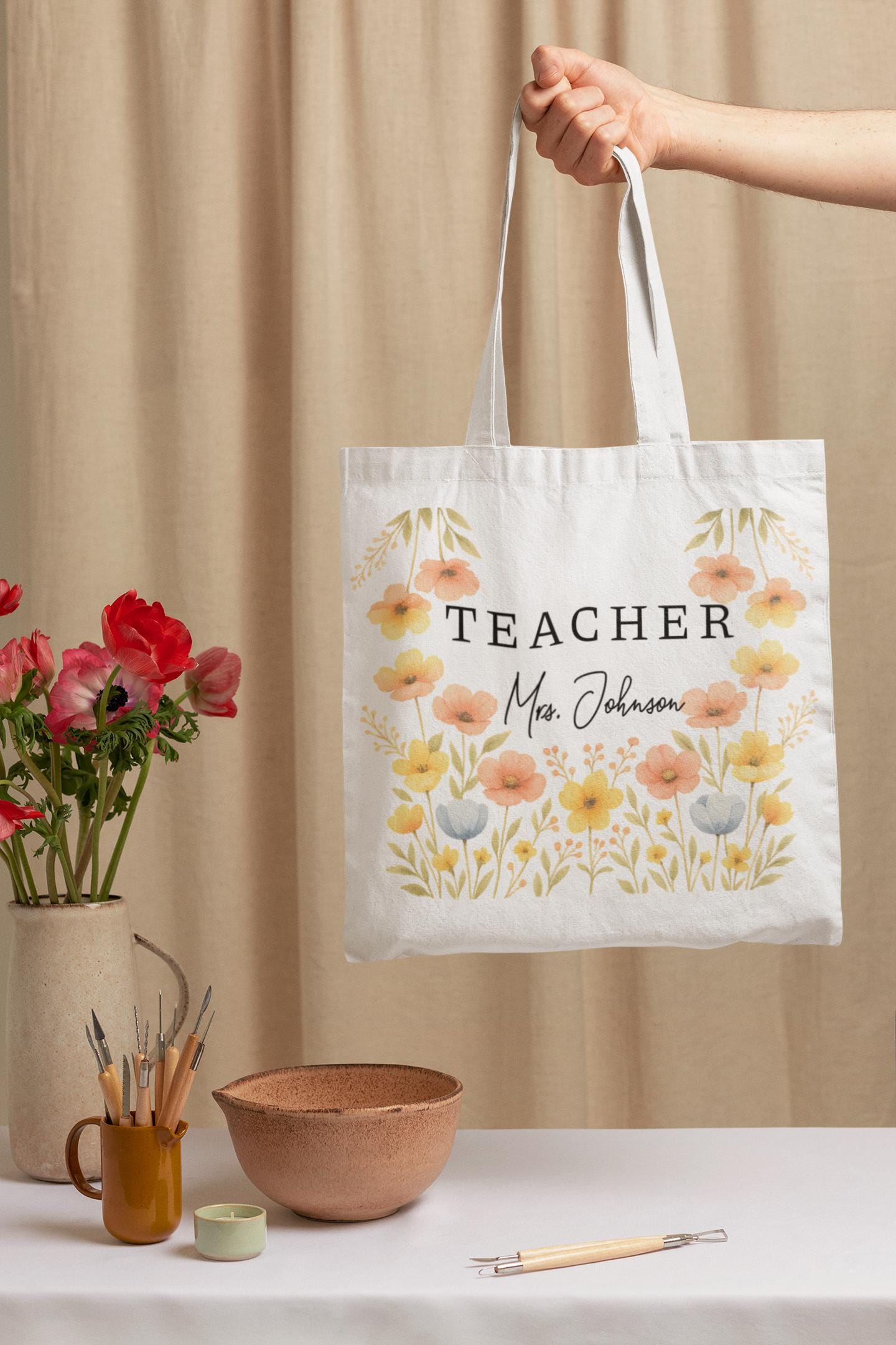 Personalized Teacher Name Tote Bag - Perfect Gift for Educators, Back to School, Classroom Essential, Teacher Appreciation, Eco-Friendly Bag