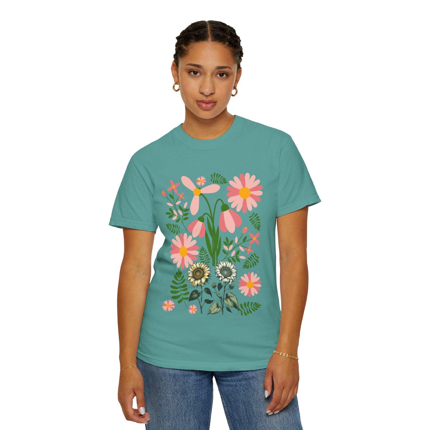Boho Daisy Flower Tee Shirt, Boho Floral Garden, Comfort Colors Wildflower T-Shirt, Summer Style, Casual Tee, Trendy Flower Print Shirt